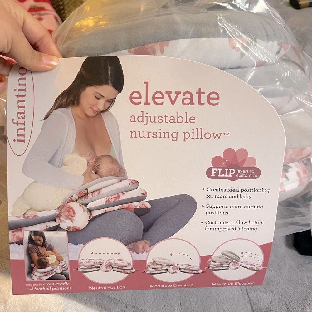 Infantino nursing pillow